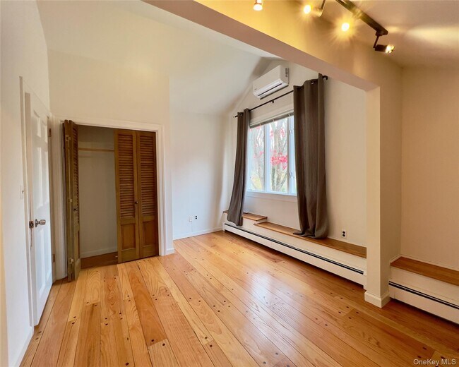 Building Photo - 85 Washington Rd