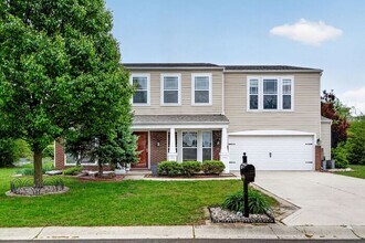 Building Photo - Quiet, comfort living in Westfield