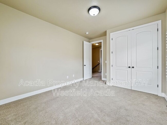 Building Photo - 912 N 980 W