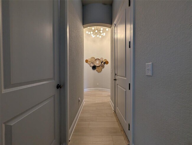 Building Photo - 125 Whistling Willow Dr