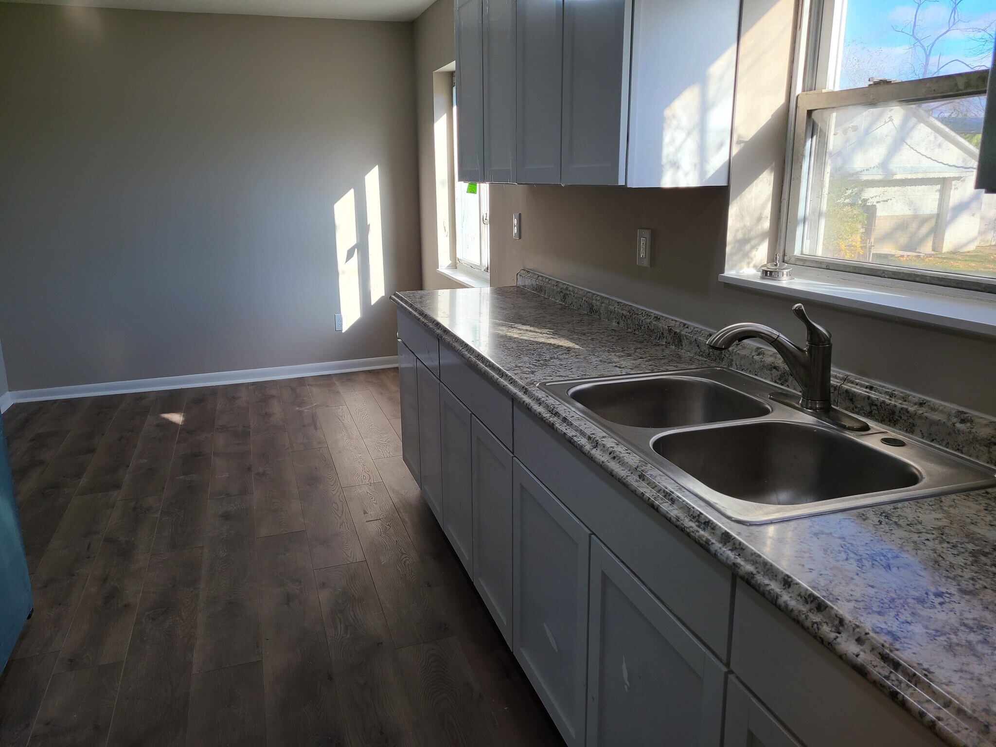 Building Photo - 7995 Stony Creek Rd