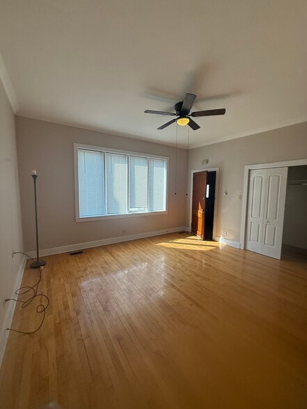 Building Photo - 918 W 35th St