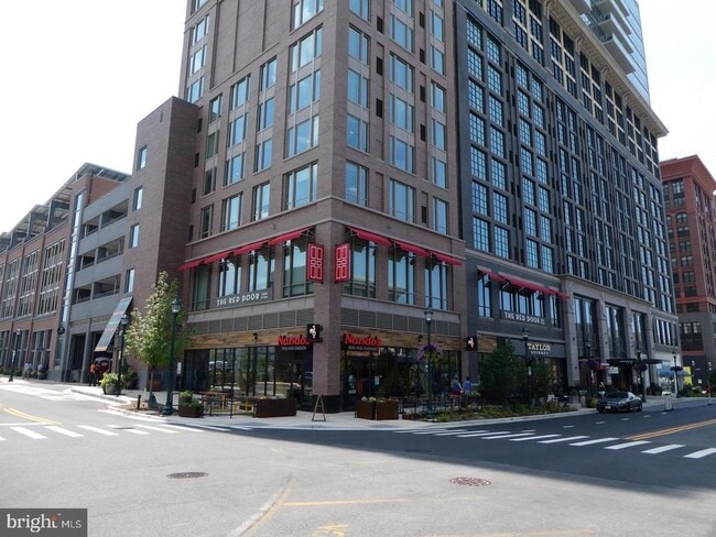 Building Photo - 5809 Nicholson Ln