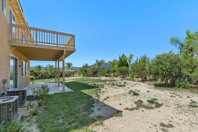 Building Photo - 46433 Vianne Ct