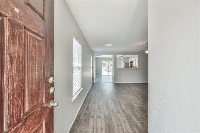 Building Photo - 15515 Echo Stable Ln