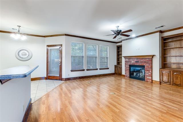 Building Photo - 6358 Llano Ave