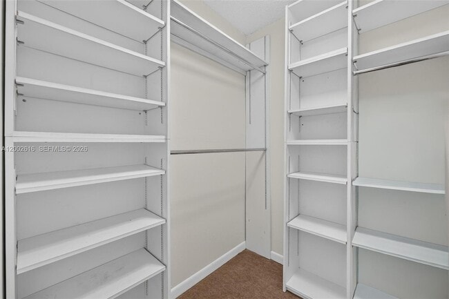Building Photo - 5555 Ludlam Rd