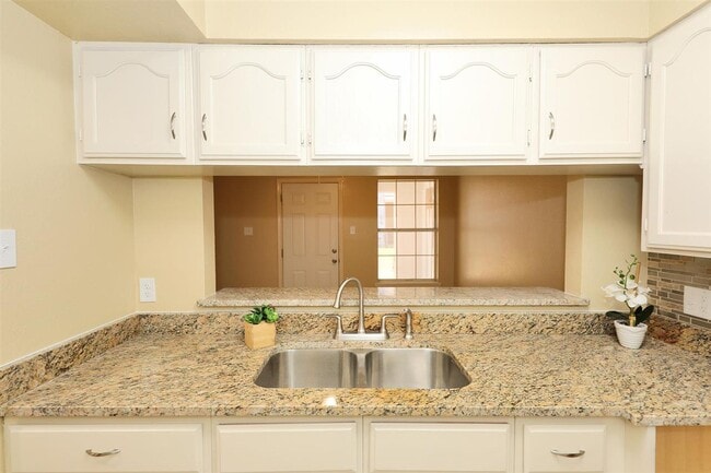 Building Photo - 8911 McPherson Rd