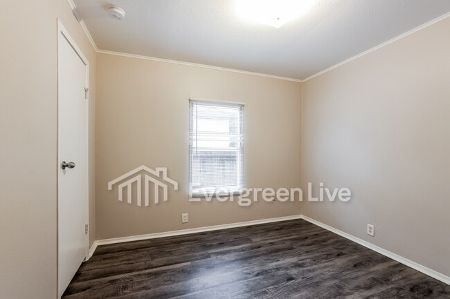 Building Photo - 11930 Greensbrook Forest Dr