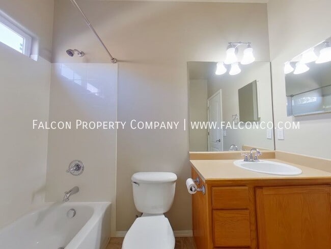 Building Photo - 6603 Thistlewood St