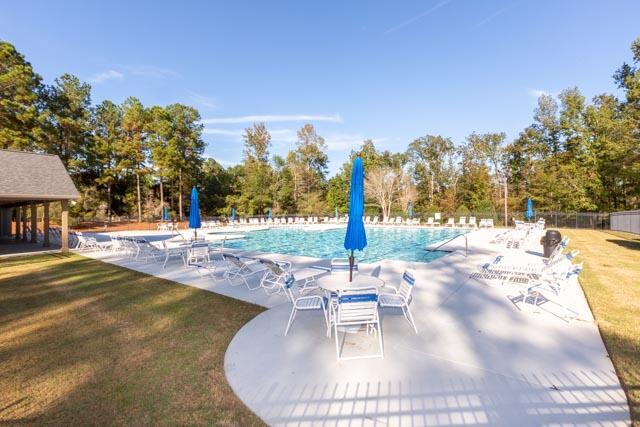 Building Photo - 4001 Ellington Dr