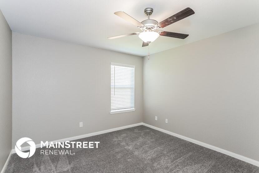 Building Photo - 25238 Dickens Dr