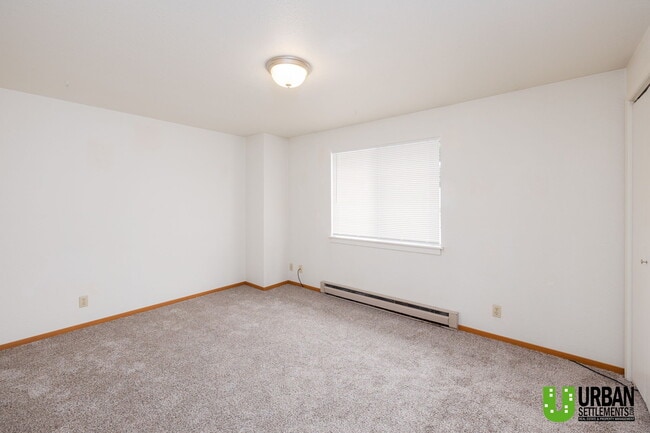 Building Photo - 3137 E 29th Ave