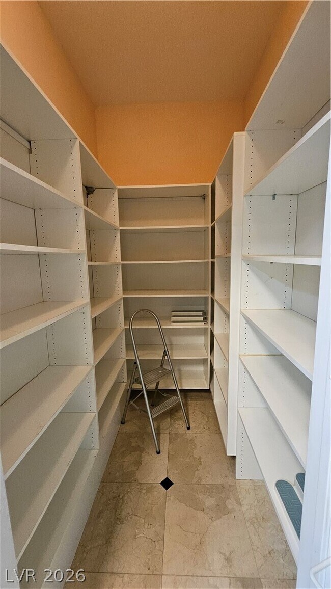 Building Photo - 2101 Grand Island Ct