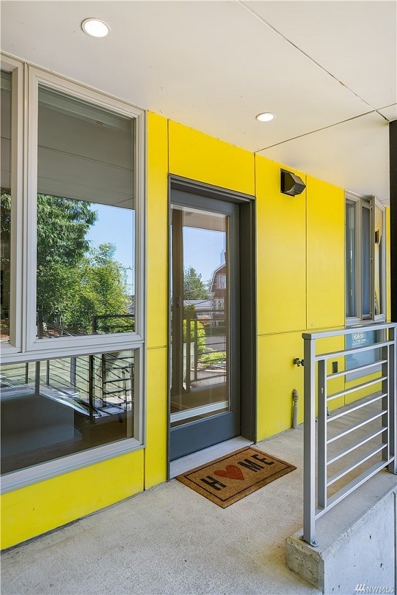 Building Photo - 5201 Phinney Ave N