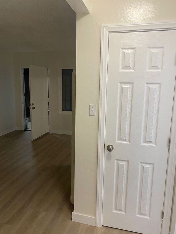 Building Photo - 1642 259th Pl