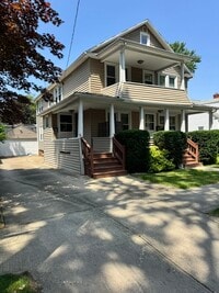 Building Photo - 120-122 Powell Ave