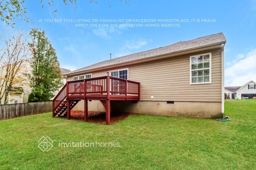 Building Photo - 721 Carly Court