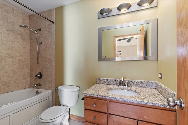 Building Photo - 1273 Cranbrook Dr