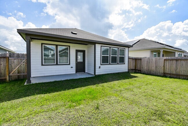 Building Photo - 21835 Red Lantana Trl