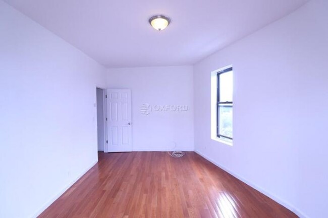 Building Photo - 1 bedroom in Flushing NY 11354