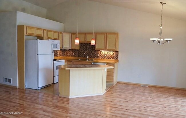 Building Photo - 5775 Sapphire Loop