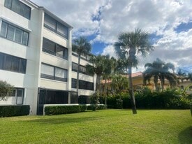 Building Photo - 346 Oak Harbour Dr