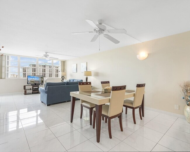 Building Photo - 1400 S Ocean Dr