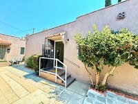 Building Photo - 5223 De Longpre Ave