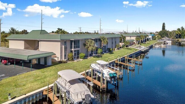 Building Photo - 3905 Del Prado Blvd S