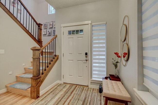 Building Photo - Sophisticated SE Boise Home Close To Downtown Boise