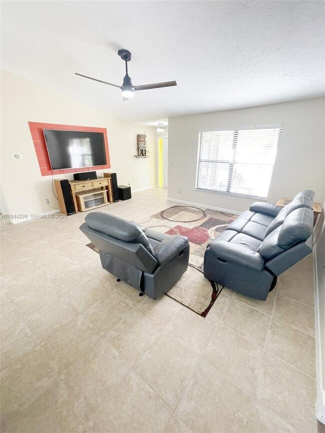 Building Photo - 357 NE Gulfstream Ave