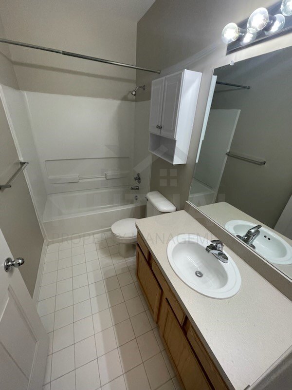 Building Photo - 40564 Blythefield Ln