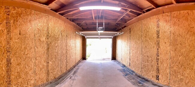 Building Photo - 1300 Barnes Ave