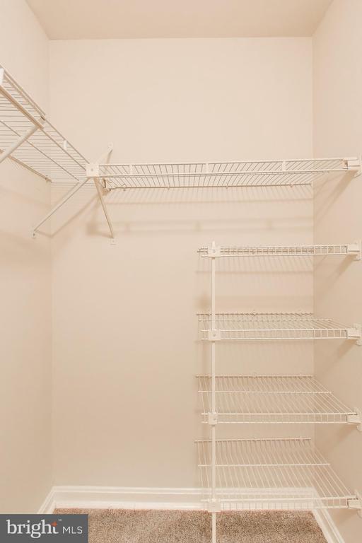 Building Photo - 8205 Whispering Oaks Way