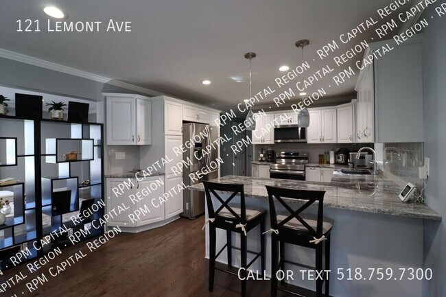 Building Photo - 121 Lemont Ave