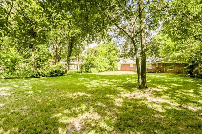 Building Photo - 9753 Tappenbeck Dr
