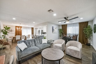 Building Photo - 5719 Viking Dr