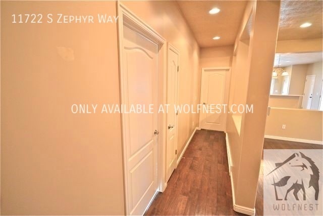 Building Photo - No Security Deposit Option! Amazing 3 Bedr...