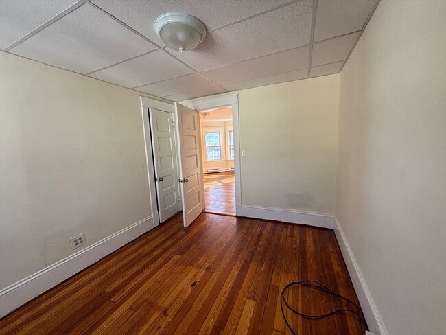 Building Photo - 68 Laurel St