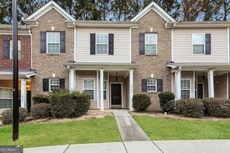 Building Photo - 2555 Flat Shoals Rd