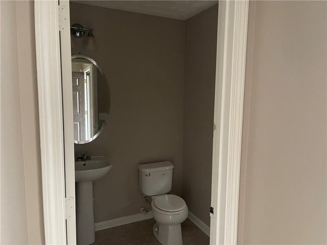 Building Photo - 5549 Sable Way