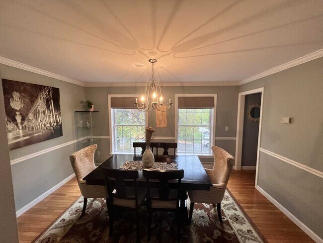 Building Photo - 125 Ridgeview Dr