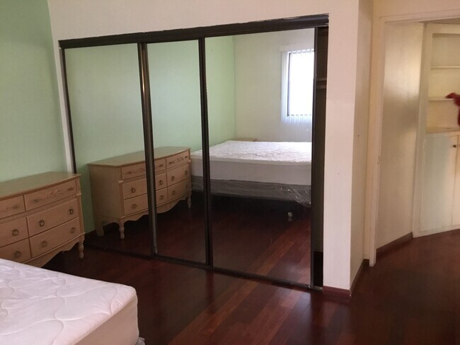 Guest Bedroom 2 - 5400 Newcastle Ave