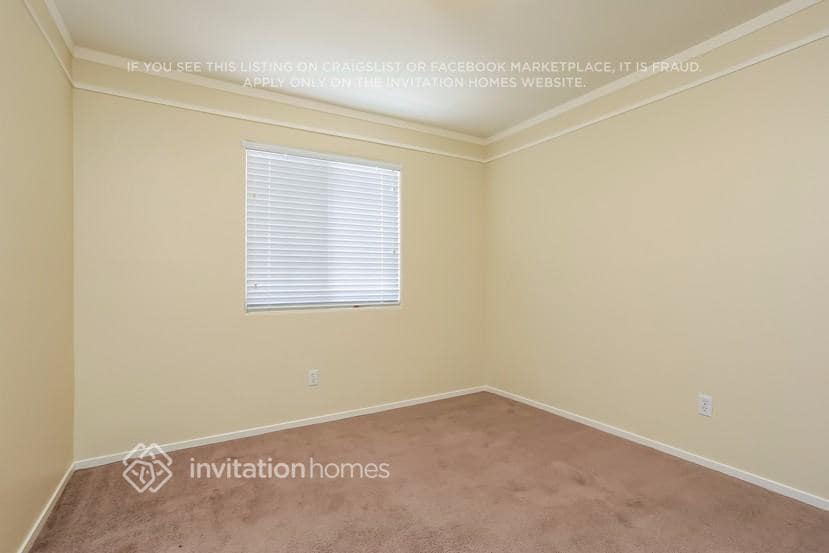 Building Photo - 7009 Glass Slipper Ct