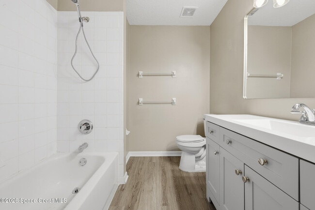 Building Photo - 1368 Hampton Park Ln