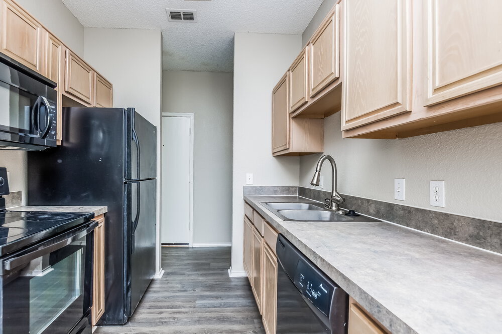 Building Photo - 6821 Prairie Hill Rd N