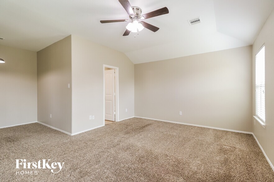 Building Photo - 23331 Brat Pass Dr