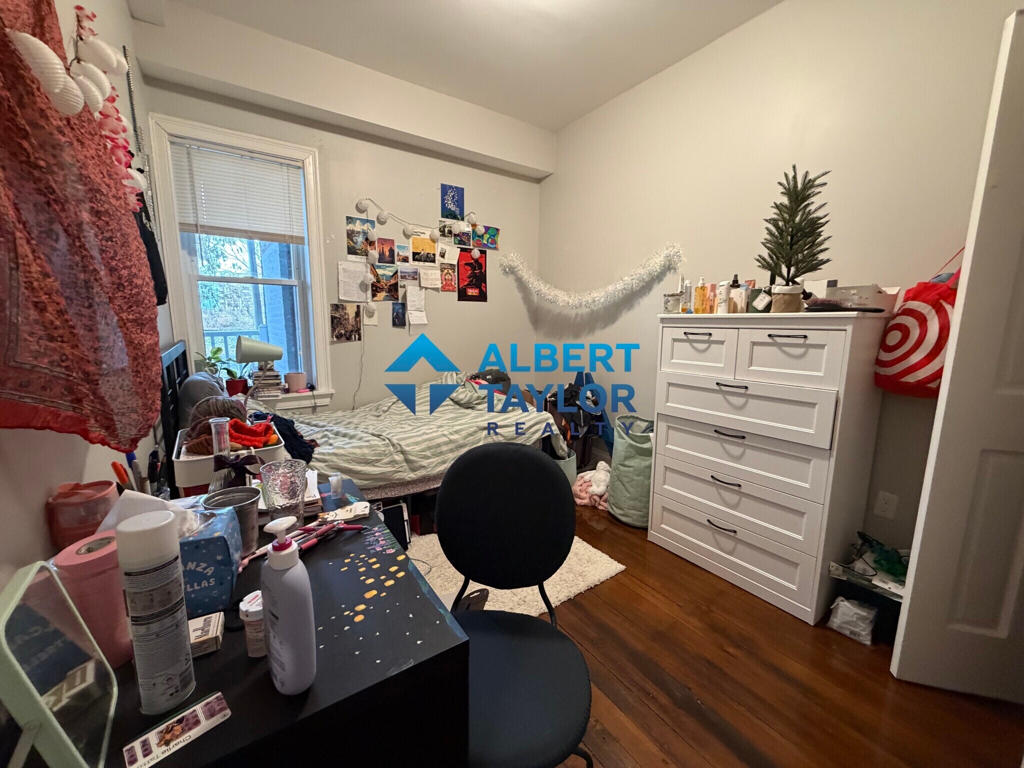 Building Photo - 92 Calumet St