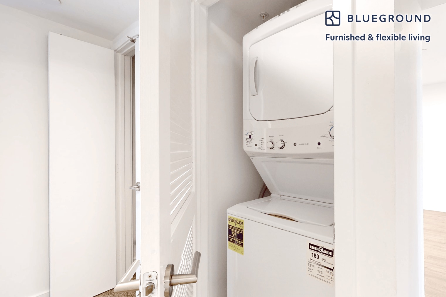 Building Photo - 1539 Beloit Ave